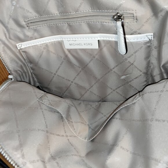 Michael Kors Dallas Medium Backpack - Picture 4 of 5